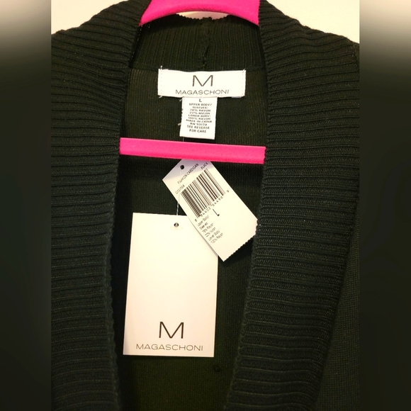 Sweater - Picture 2 of 2